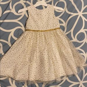 Size 4t white with gold sparkle dress